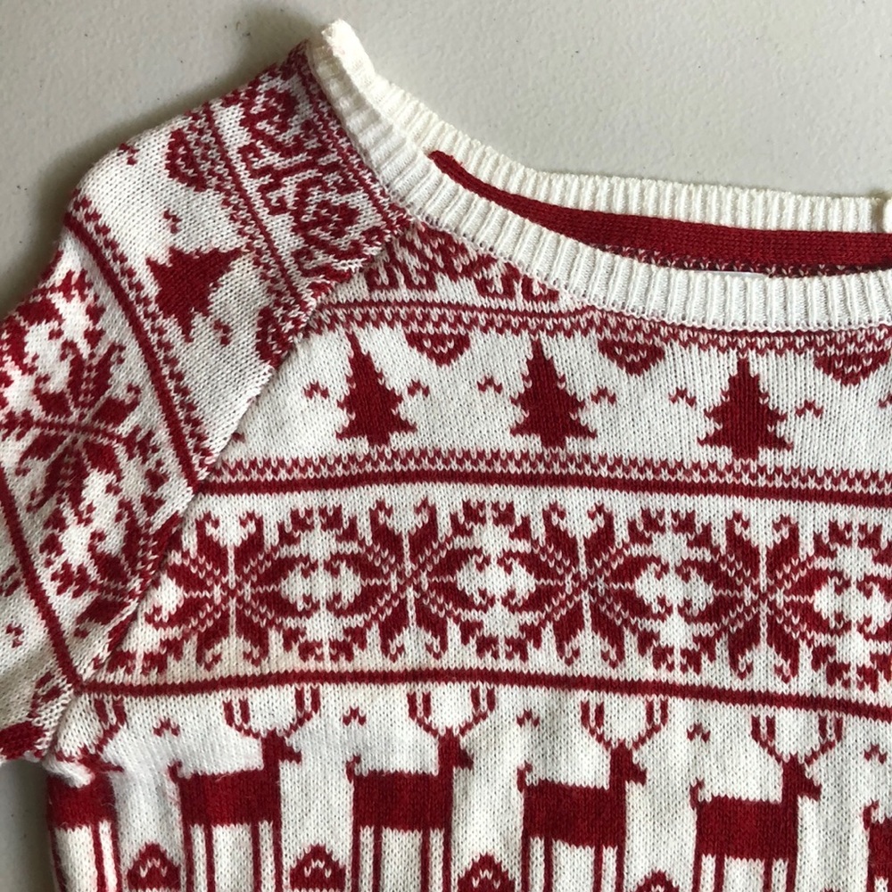 CHRISTMAS SWEATER! - Picture 2 of 4